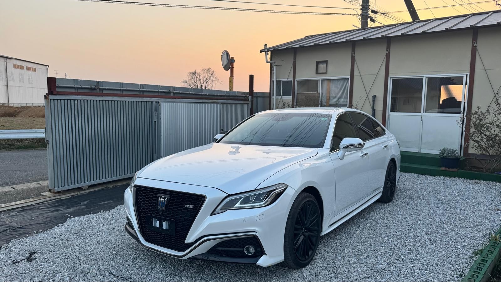 CROWN HYBRID RS LIMITED II by TOYOTA